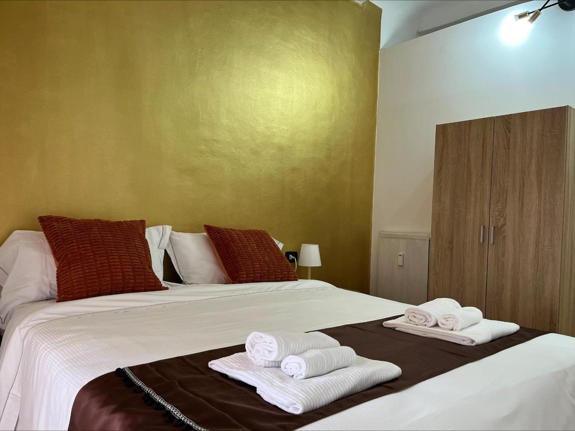 Genova Gold Rooms Bagian luar foto
